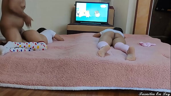 Sexy Teen performs - sexy