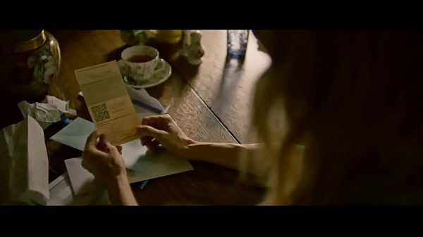 I stuck my finger in rednawoacaripsnoc's ass